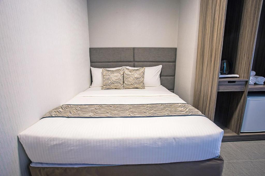 Anika Suites Cebu Bagian luar foto