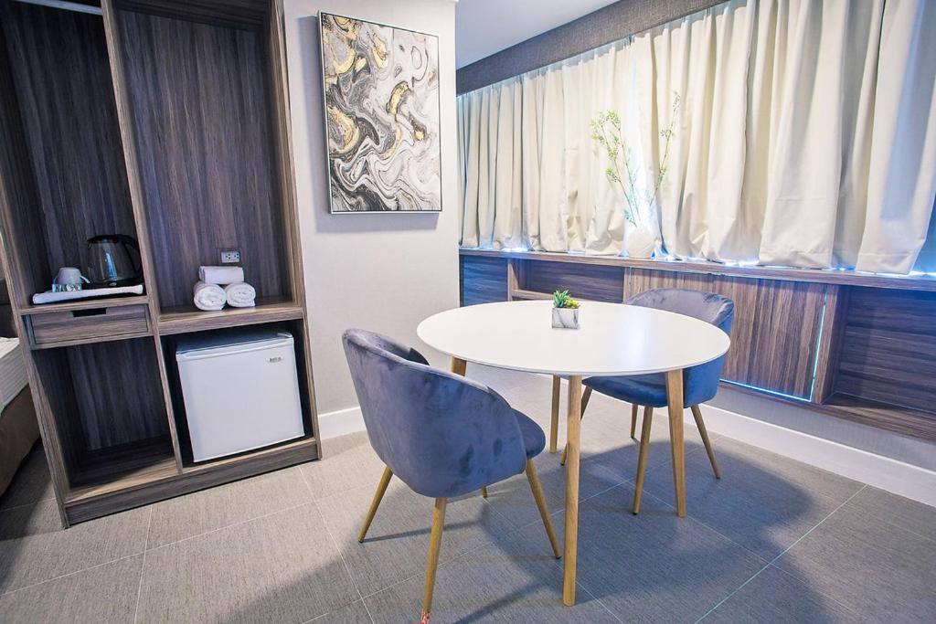 Anika Suites Cebu Bagian luar foto